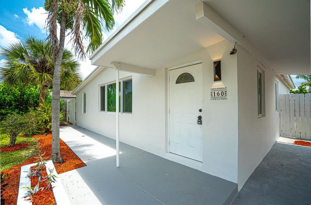 160 NE 60TH Street, Oakland Park, FL 33334