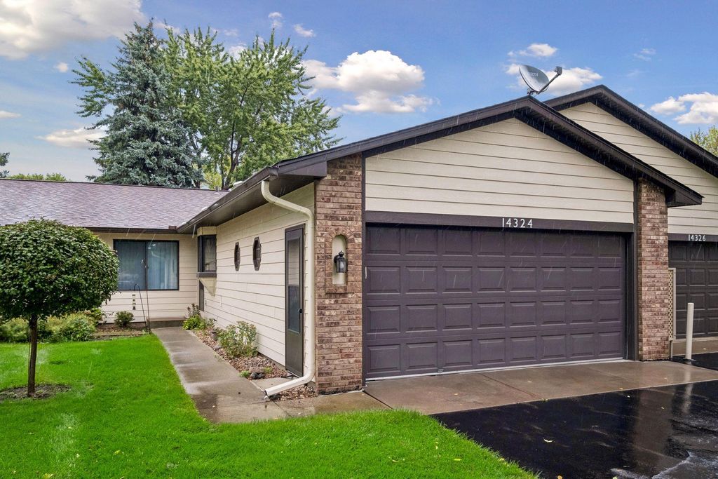 14324 Glenda Drive, Apple Valley, MN 55124 — photo 2