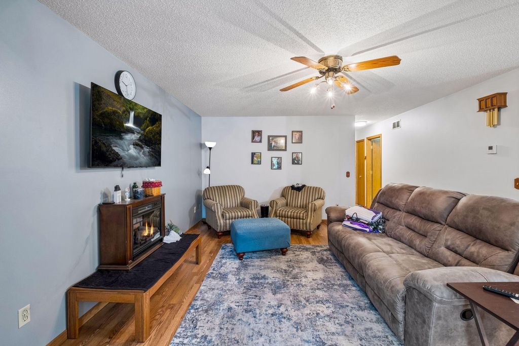 14324 Glenda Drive, Apple Valley, MN 55124 — photo 5