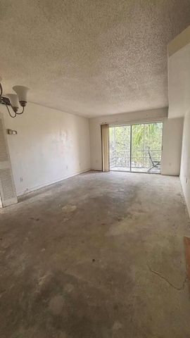 2800 NW 56th Avenue B306, Lauderhill, FL 33313