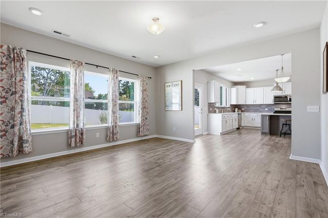 2404 Dukes Hollow Court, High Point, NC 27265