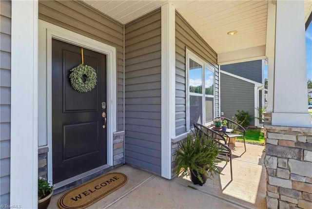 2404 Dukes Hollow Court, High Point, NC 27265