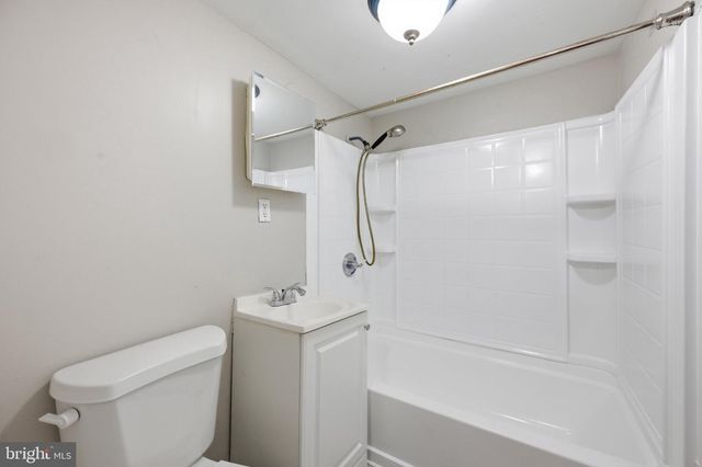 805 EASTERN AVE, Fairmount Heights, MD 20743