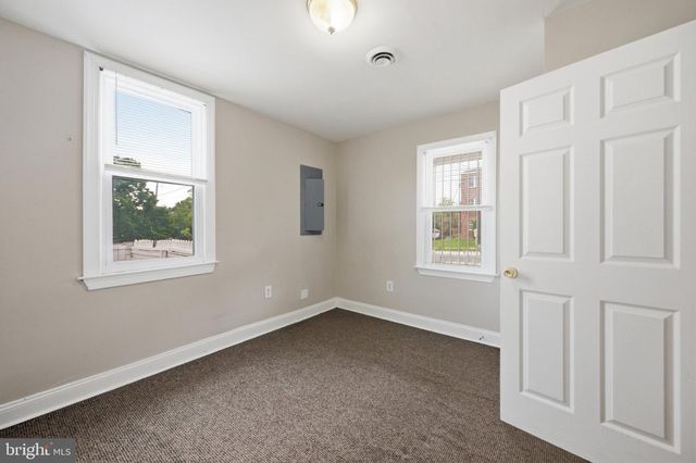 805 EASTERN AVE, Fairmount Heights, MD 20743