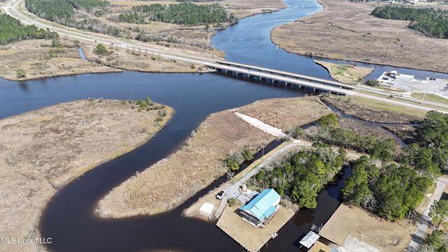 11083 Etna Street, Bay Saint Louis, MS 39520