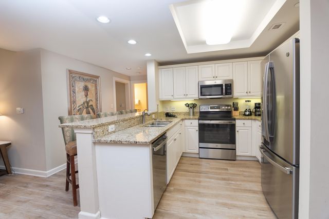 9994 Beach Club Dr Apt 808, Myrtle Beach, SC 29572