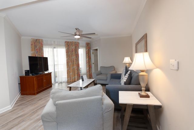 9994 Beach Club Dr Apt 808, Myrtle Beach, SC 29572
