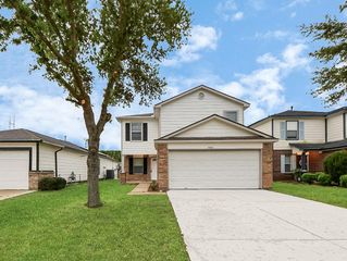 19007 Yaupon Pass Drive, Cypress, TX 77433