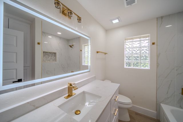 142 Ridgegate Drive, Garland, TX 75040