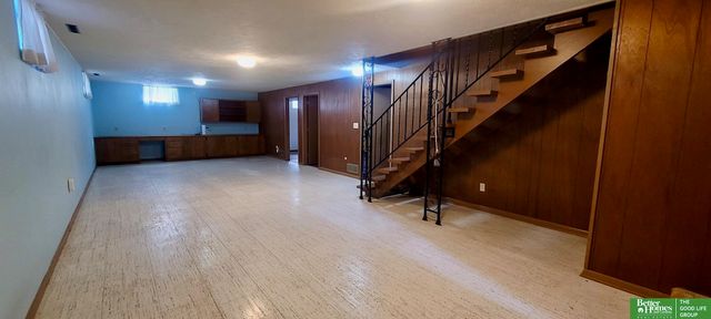 1229 N Delaware Avenue, York, NE 68467