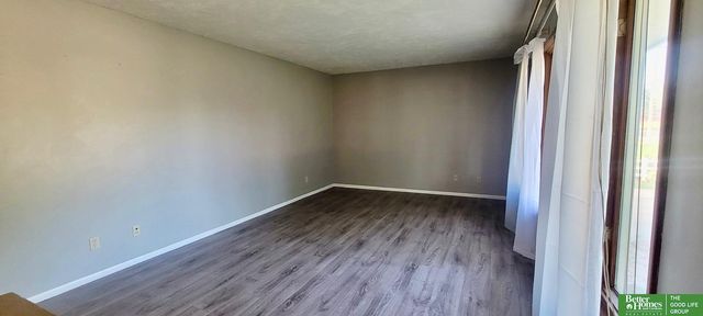 1229 N Delaware Avenue, York, NE 68467