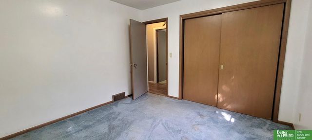 1229 N Delaware Avenue, York, NE 68467