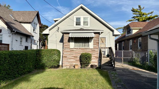 1232 N Mayfield Avenue, Chicago, IL 60651