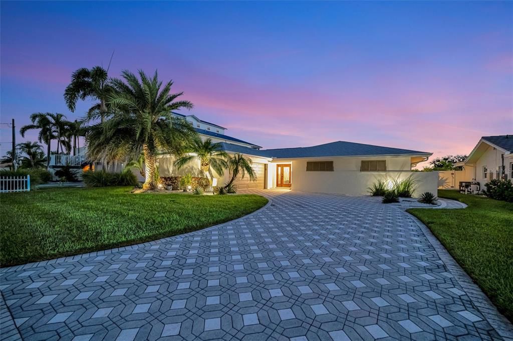 11750 5TH STREET E, Treasure Island, FL 33706