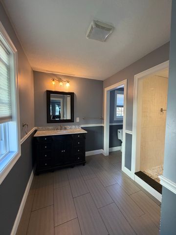 7 Gold St, Westfield, MA 01085