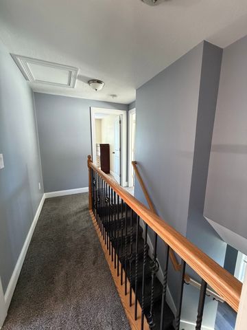 7 Gold St, Westfield, MA 01085