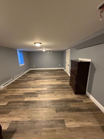 7 Gold St, Westfield, MA 01085