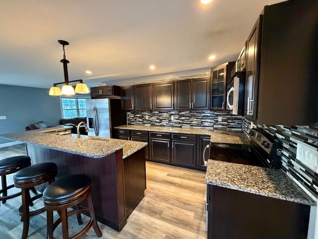7 Gold St, Westfield, MA 01085