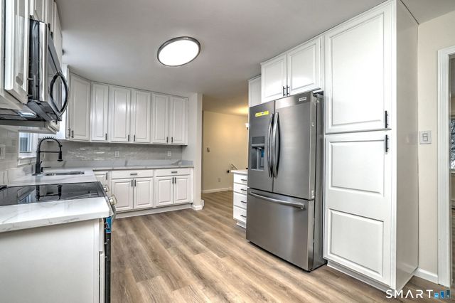 541 Hill Street, Hamden, CT 06514