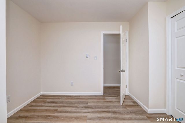 541 Hill Street, Hamden, CT 06514