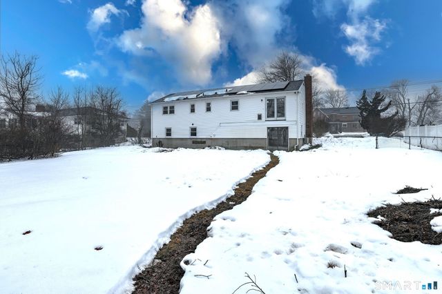 541 Hill Street, Hamden, CT 06514