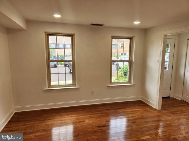7 CONSTITUTION AVE, Doylestown, PA 18901