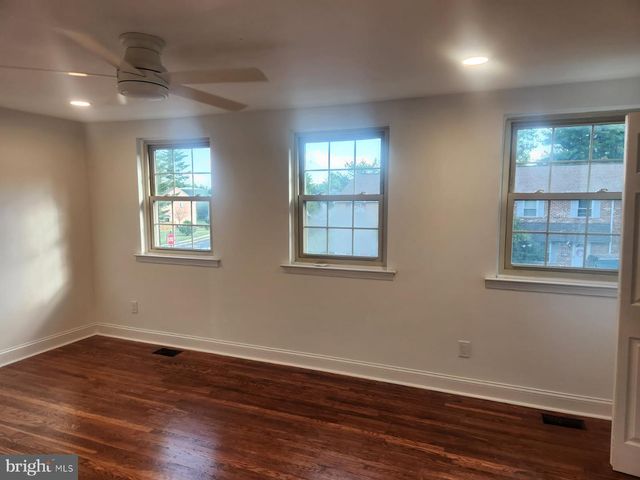 7 CONSTITUTION AVE, Doylestown, PA 18901