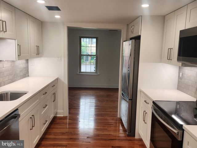 7 CONSTITUTION AVE, Doylestown, PA 18901