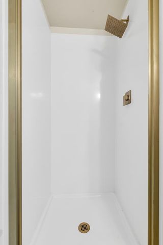 7371 Windbridge Dr, Sacramento, CA 95831