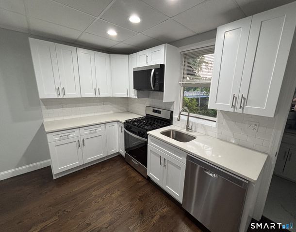 110 Derby Avenue, Derby, CT 06418