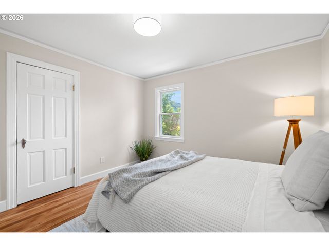 4910 Se 65TH Ave, Portland, OR 97206
