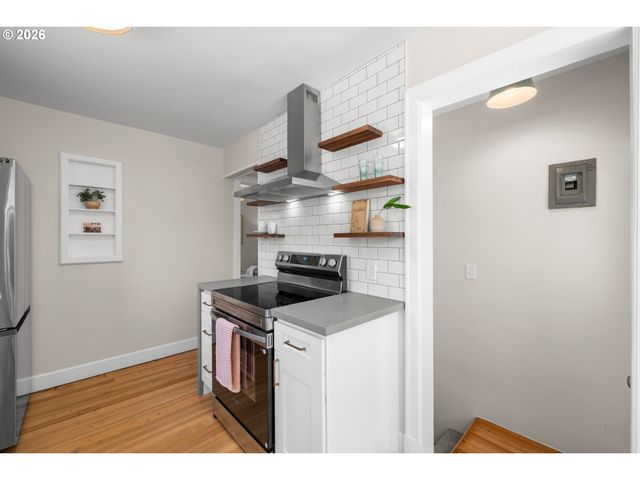 4910 Se 65TH Ave, Portland, OR 97206