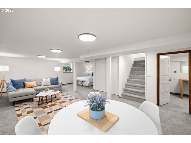 4910 Se 65TH Ave, Portland, OR 97206