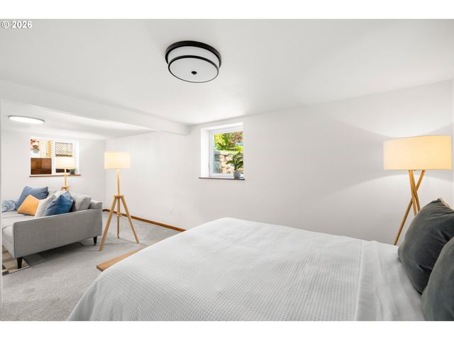 4910 Se 65TH Ave, Portland, OR 97206