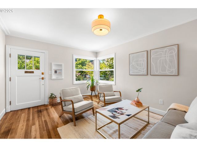 4910 Se 65TH Ave, Portland, OR 97206