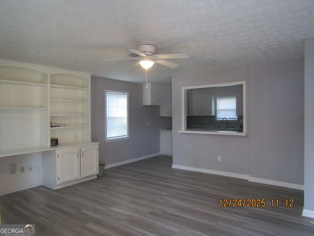 1635 Pinedale Circle NW, Conyers, GA 30012