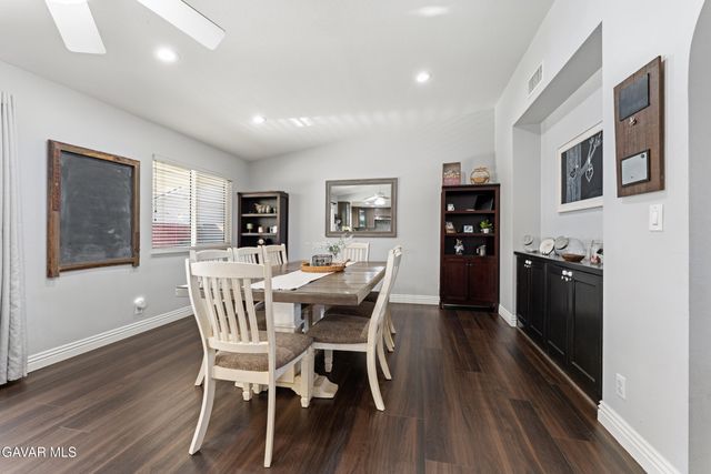 2028 W Avenue K10, Lancaster, CA 93536