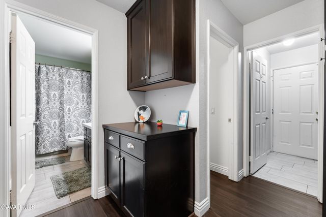 2028 W Avenue K10, Lancaster, CA 93536