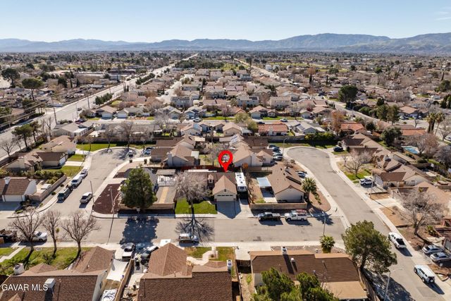 2028 W Avenue K10, Lancaster, CA 93536