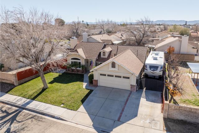 2028 W Avenue K10, Lancaster, CA 93536