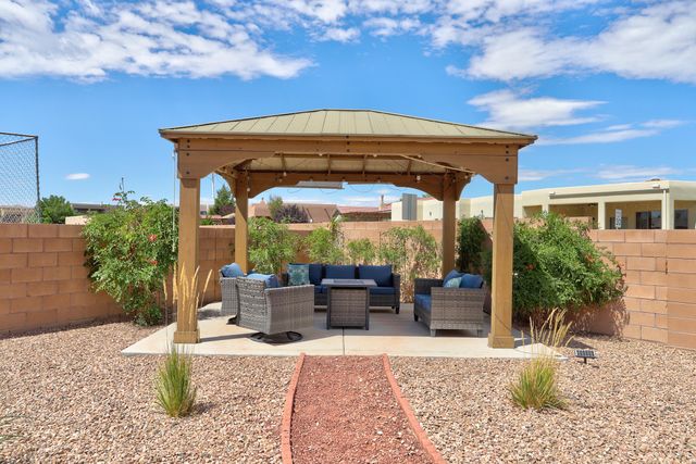 6309 Camino Alto Road NW, Albuquerque, NM 87120