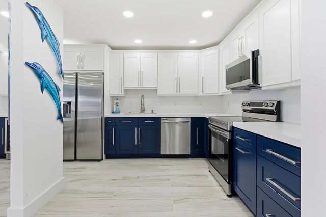 3520 S Ocean Boulevard H502, South Palm Beach, FL 33480