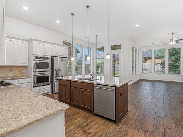 27215 Symphony Creek Lane, Fulshear, TX 77441