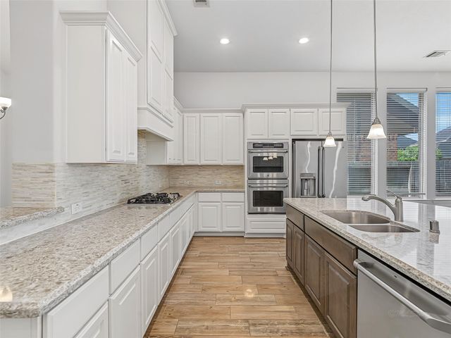 27215 Symphony Creek Lane, Fulshear, TX 77441