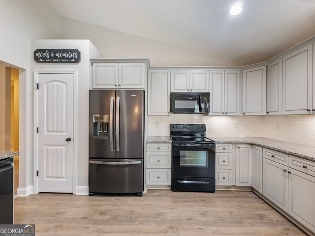 433 Emily Forest Way, Pendergrass, GA 30567