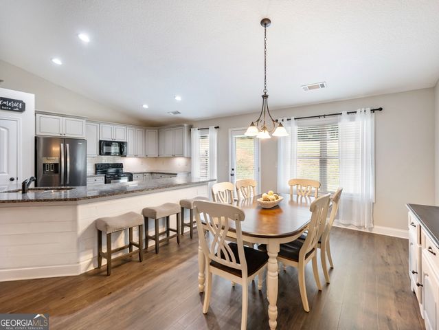 433 Emily Forest Way, Pendergrass, GA 30567