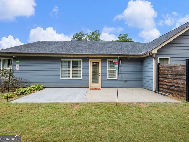 433 Emily Forest Way, Pendergrass, GA 30567