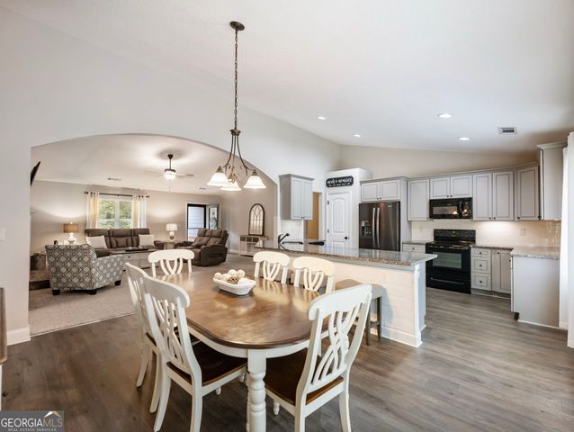 433 Emily Forest Way, Pendergrass, GA 30567