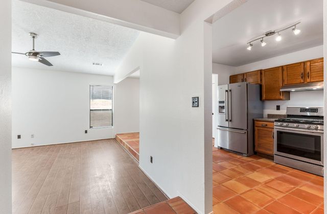 392 Pyrite Drive NE, Rio Rancho, NM 87124