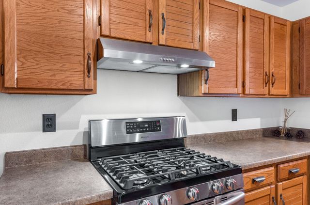 392 Pyrite Drive NE, Rio Rancho, NM 87124